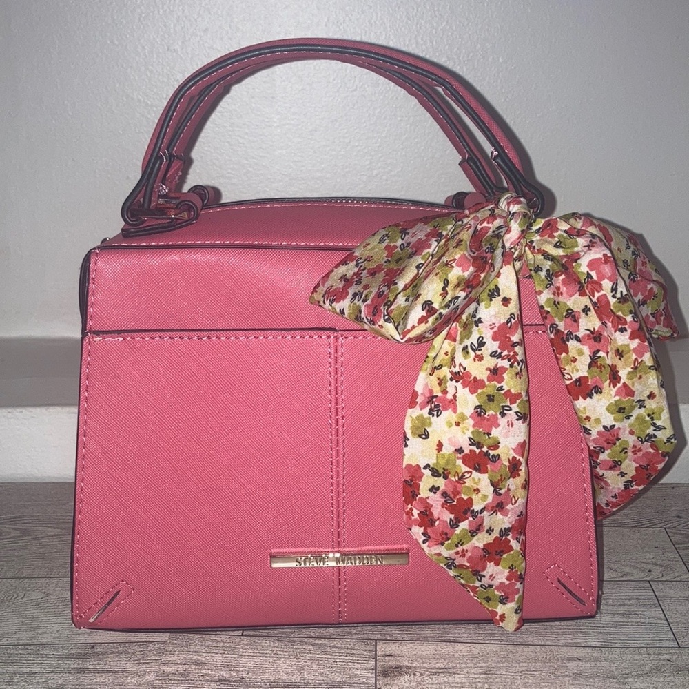 Authentic Steve Madden Pink Hand & Shoulder Bag (comes with scarf)